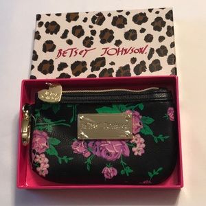 New Betsy Johnson Black Floral Top Zip Coin Purse